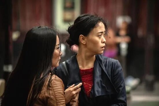 欧洲犯罪份子盯上中国妓女，掐脖子抢现金！中国妓女在欧洲的生存和收入状态调查（组图） - 2