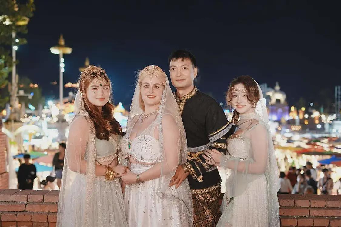 按摩店初中文凭小伙娶美国女博士：已结婚20年，当时她本科毕业，有爱就能冲破一切隔阂和枷锁（视频/组图） - 2