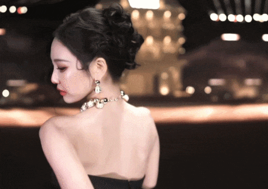抓马到爆的VOGUE 盛典,被刘亦菲一张生图给救了……(组图) - 40