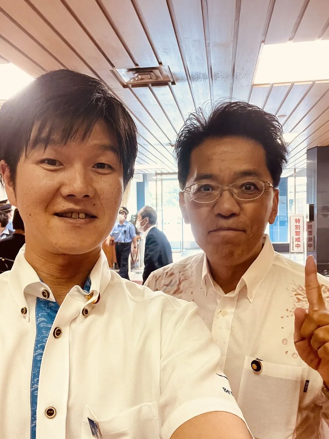 日本新任内阁大臣迷倒大批樱花妹!疯狂示爱夸帅称其是“理想型”,网友:这是真饿了(组图) - 15