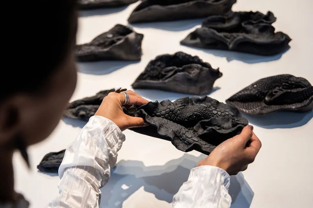 中国姑娘用女性身体做展，斩获国际大奖（组图） - 21