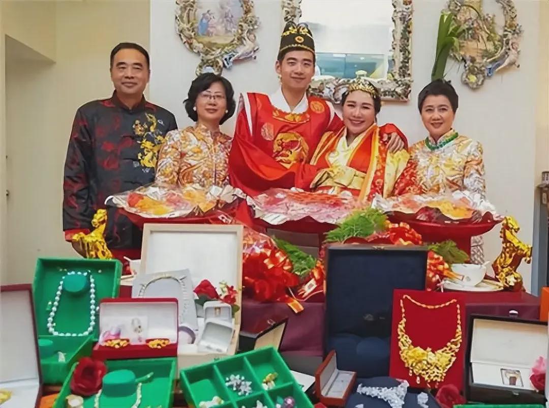 豪门婚变?上嫁吞针,下嫁吞金(组图) - 10