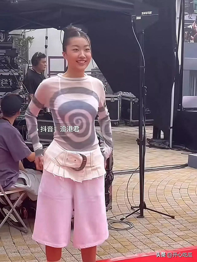 陈奕迅女儿走红毯，穿搭太雷人了！（组图） - 20