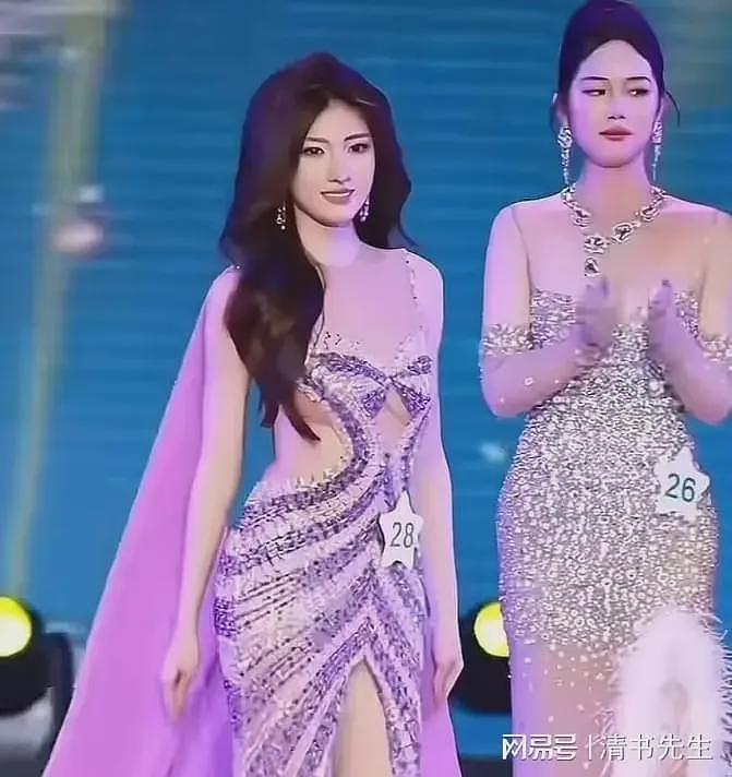 辽宁选美冠军张倩火了,因为她揭开了选美比赛的内幕(组图) - 11