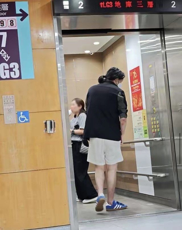 香港知名女星传出病危多日后,如今转至加护病房,曾与王菲齐名(组图) - 3