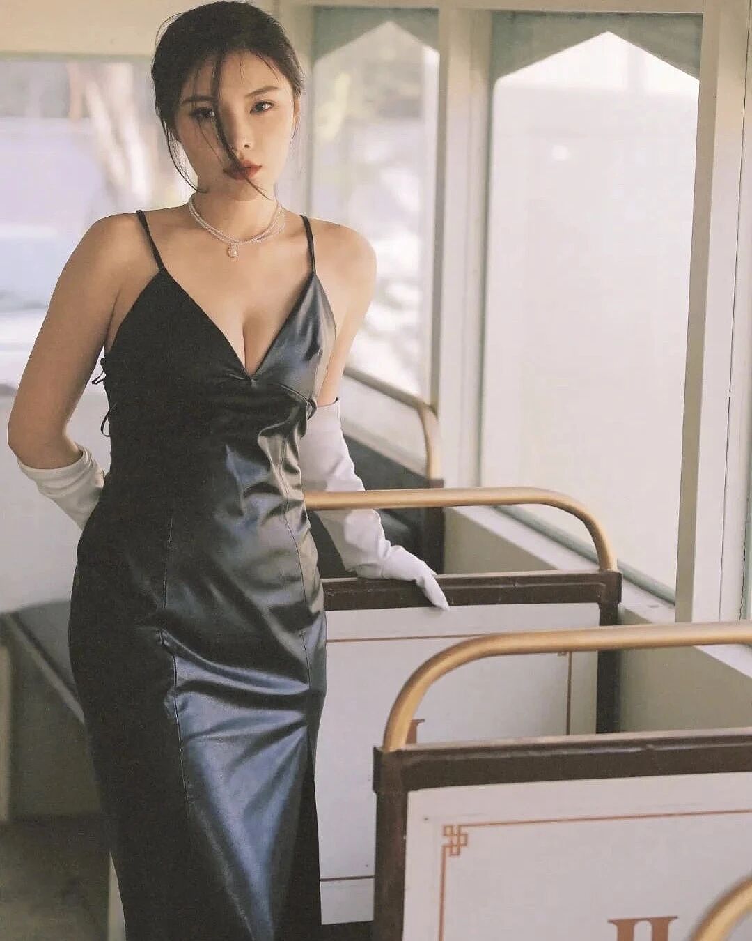 【美女】徐冬冬秀36E丰满身材，遭网友热议：这是认真的吗（组图） - 7