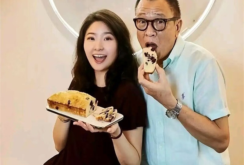 许绍雄离世,出身名门却自称“乞儿”,3000万嫁妆与奔驰人生曝光(组图) - 33