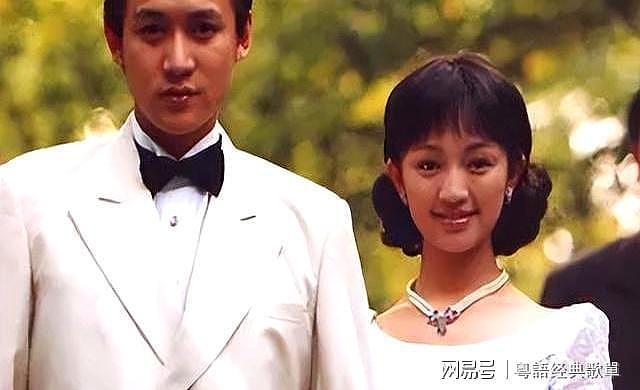 她曾被陈坤陆毅追求，最后却嫁给丑丈夫，今掌管半个娱乐圈（组图） - 2