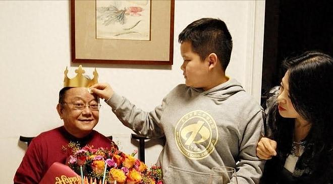 “老来得子”的5位男星!有人84岁得子,有人为养孩子拼命工作(组图) - 1