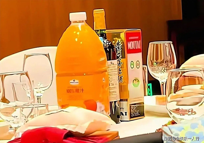 刘欢女儿大婚!视频发去仅1天,恶心的一幕就出现了(组图) - 7