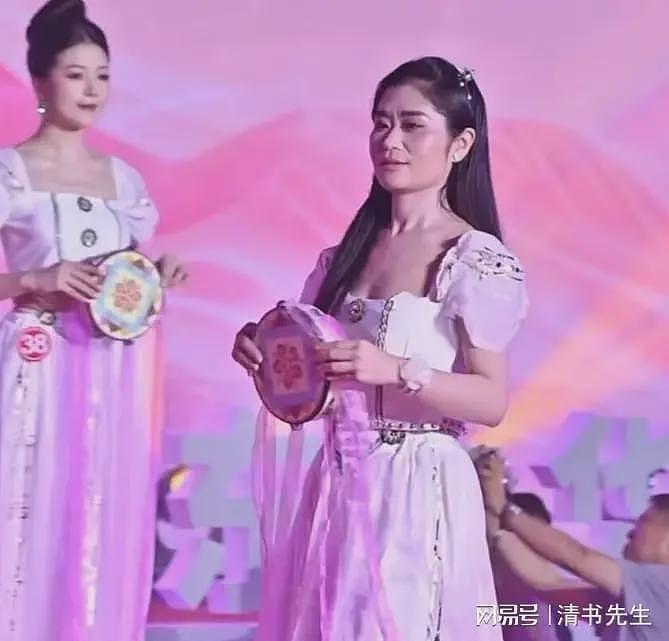 辽宁选美冠军张倩火了,因为她揭开了选美比赛的内幕(组图) - 6