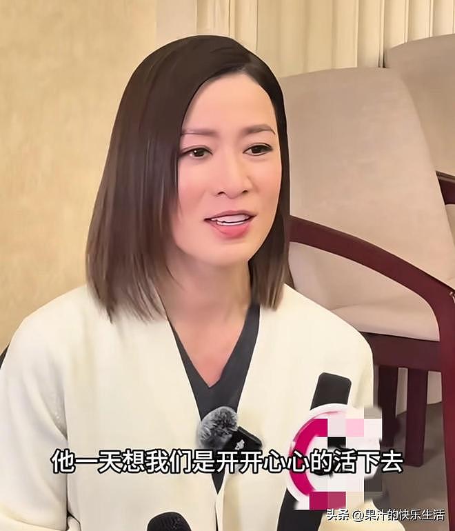 许绍雄离世，佘诗曼强颜欢笑！她说，老豆我很想你！但我不会再哭（组图） - 6