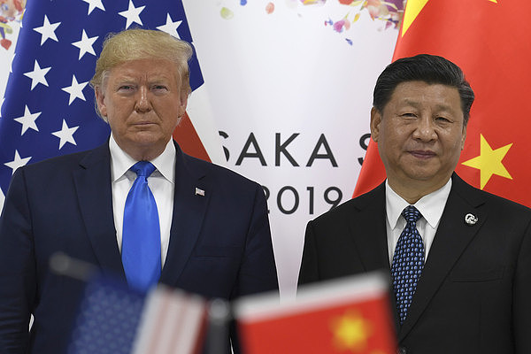 川习会在即，传特朗普将调降对中关税10％（图） - 1