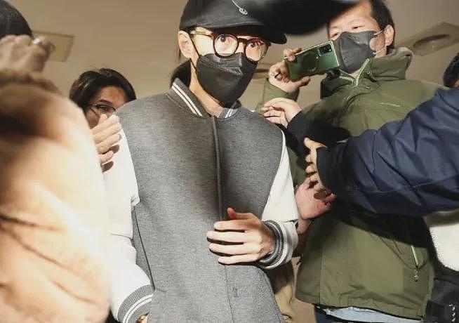李威命案最新进展！妻子哭诉并不知情被打脸，死者律师：毫无悔意（组图） - 10