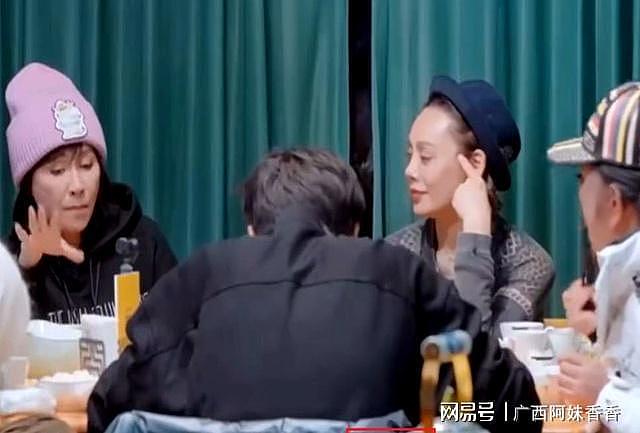 摊牌了！72岁唐国强终于承认与刘晓庆的真实关系，曾志伟当场傻眼（组图） - 3