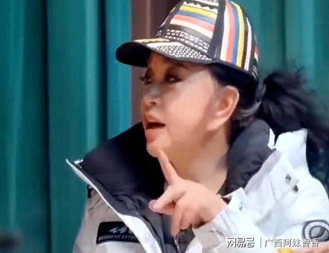 摊牌了！72岁唐国强终于承认与刘晓庆的真实关系，曾志伟当场傻眼（组图） - 4
