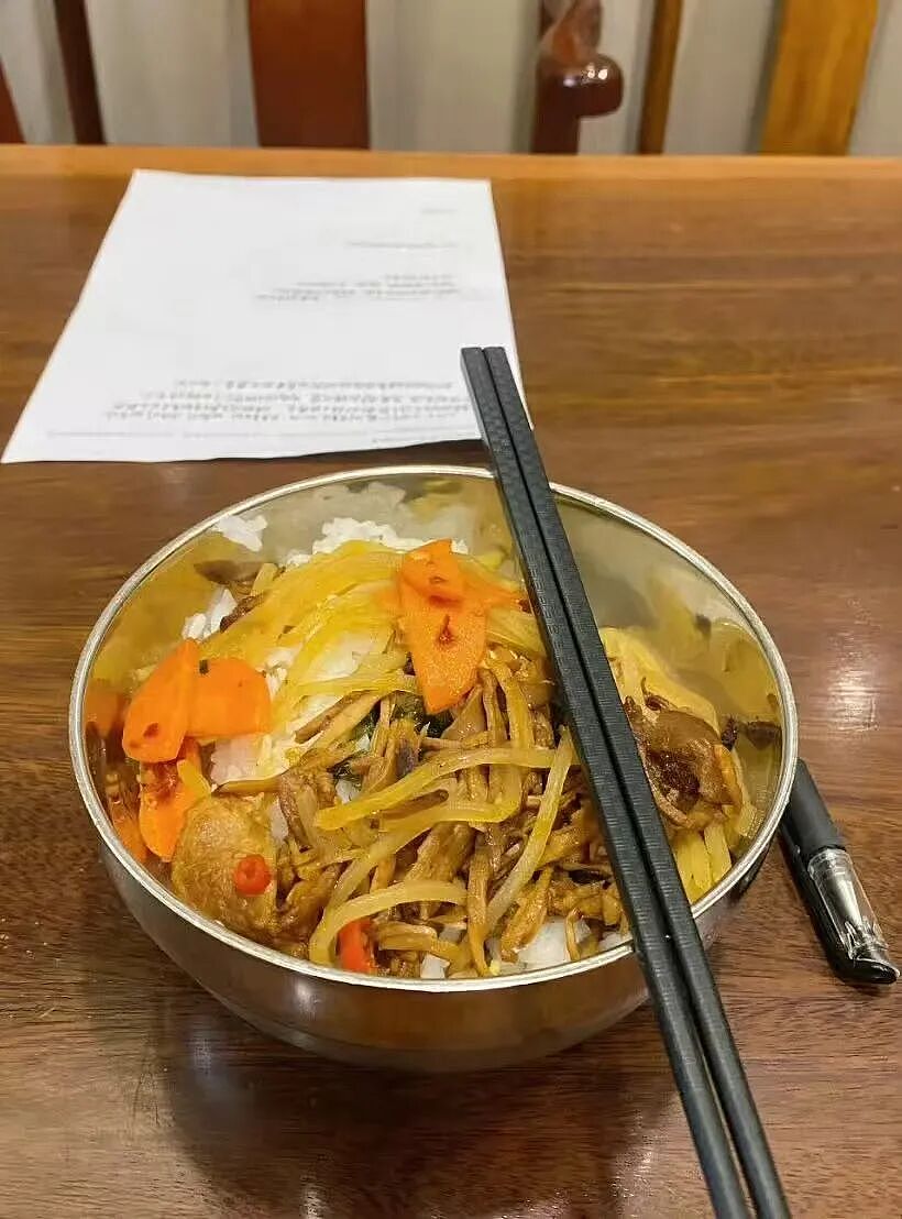 【爆笑】“给宠物乱起名字的后果......” 哈哈哈哈哈哈被网友评论笑颠过去（组图） - 32