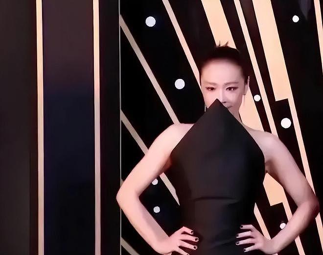 吃完“大嫂”红利的高叶,又回到了她的“怪圈”,还是张颂文高明(组图) - 17