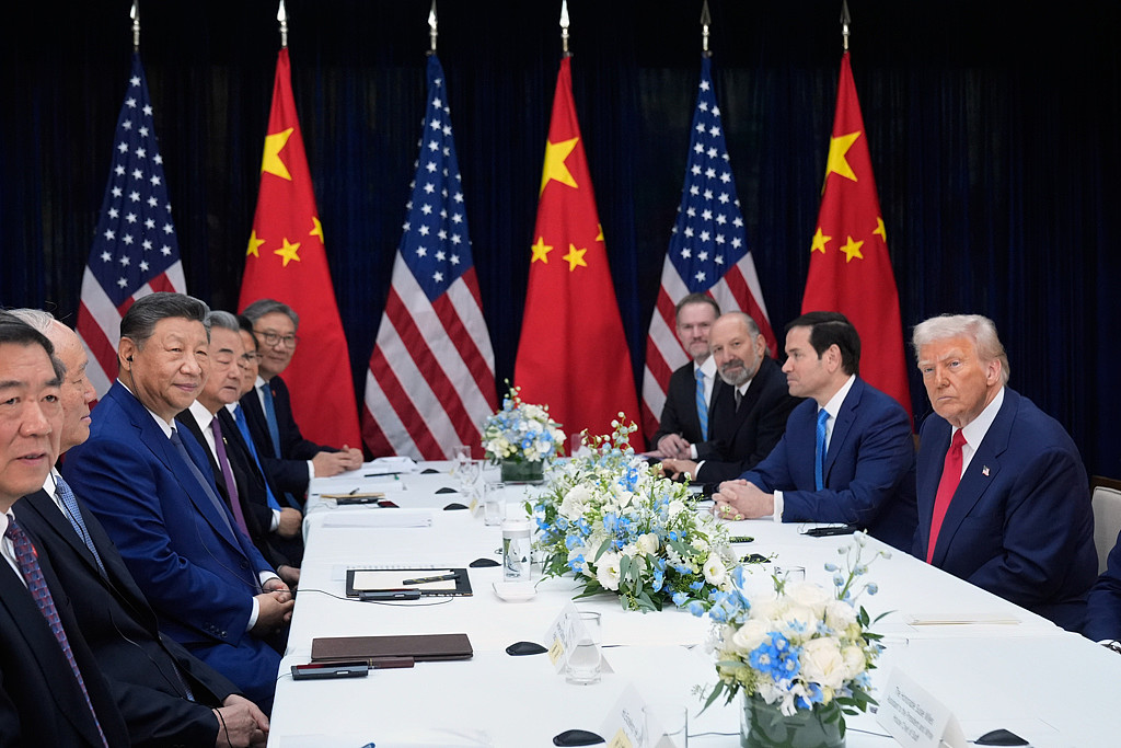 澳中领导人非正式会谈！中美两国领导人互访；习近平与加国总理8年来首次正式会谈，中加关系现回暖迹象（视频/组图） - 45