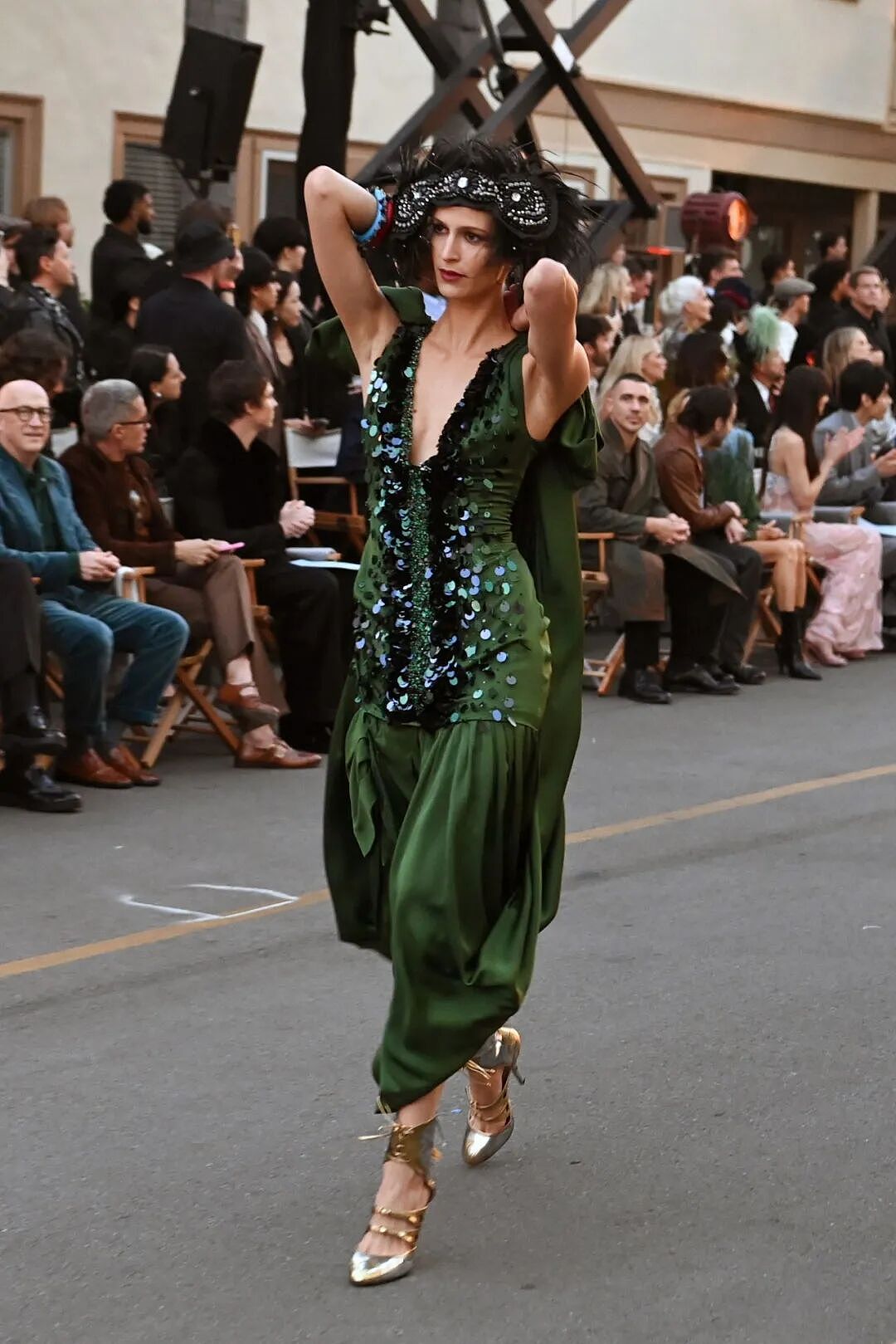 Vogue请来半个好莱坞的“众神”，她却是唯一被致敬的中国女星（组图） - 11