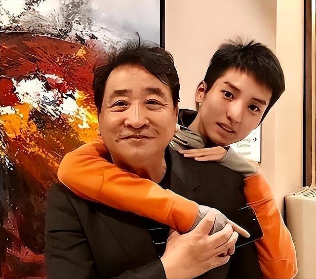 钱再多有什么用？ 46岁女儿至今不婚不育，继子反倒成了姜昆的骄傲（组图） - 22