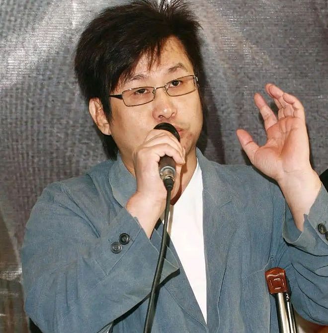 郑智化风波反转！机场倍速播放惹争议，媒体点评：郑智化无须道歉（组图） - 8