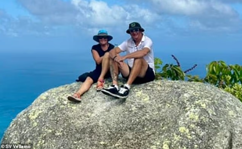 80岁大妈花4万抱团豪华游艇行,第一天就遇难了!被滞留荒岛不慎坠崖,探险游秒变惊悚游(组图) - 9