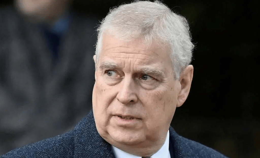 见证历史！英国王子被贬为庶民，剥夺头衔、踢出官邸！曾卷入“未成年性奴”丑闻（组图） - 7