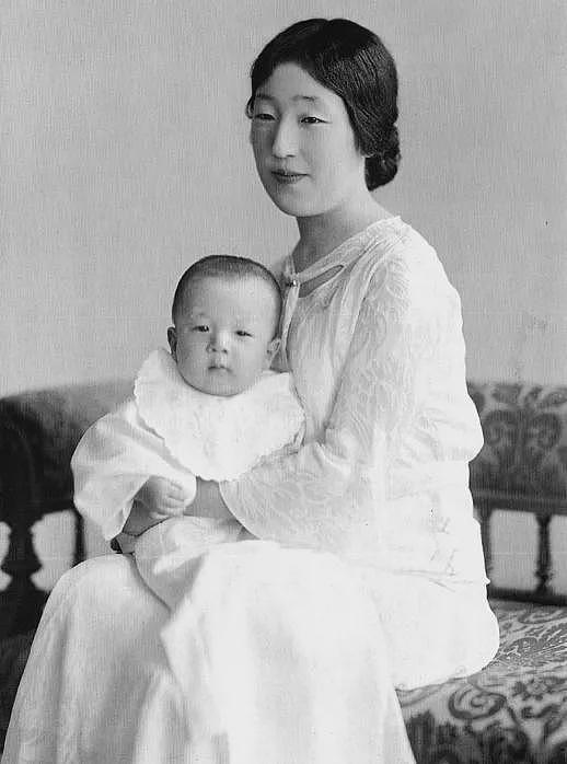 日本史上最“恶毒”皇室婆婆，最美平民皇后被她24小时监视、当面斥责，甚至折磨到失声（组图） - 7