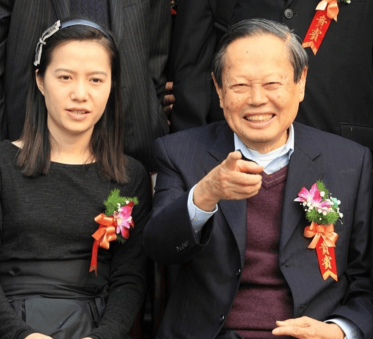 上亿现金资产需3人平分！翁帆仅能到手5000万左右（组图） - 1