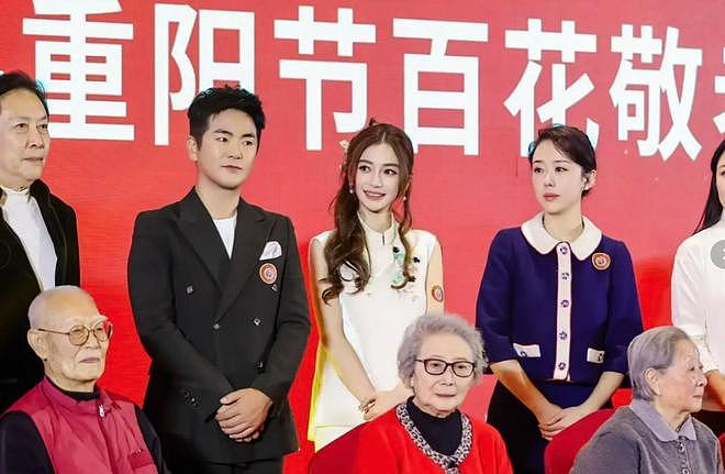 黄晓明也没想到，被自己抛弃的前妻杨颖，已走上另一条“上坡路”（组图） - 3