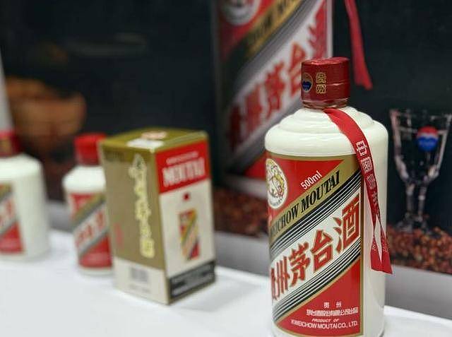 茅台为何48小时密集动作？新估值逻辑浮出（图） - 1