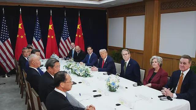 特朗普称与习近平会面“非常棒”，但尚未达成正式贸易协议（组图） - 1