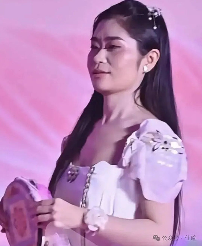 选美夺冠“倩女”，背景惊人（组图） - 4