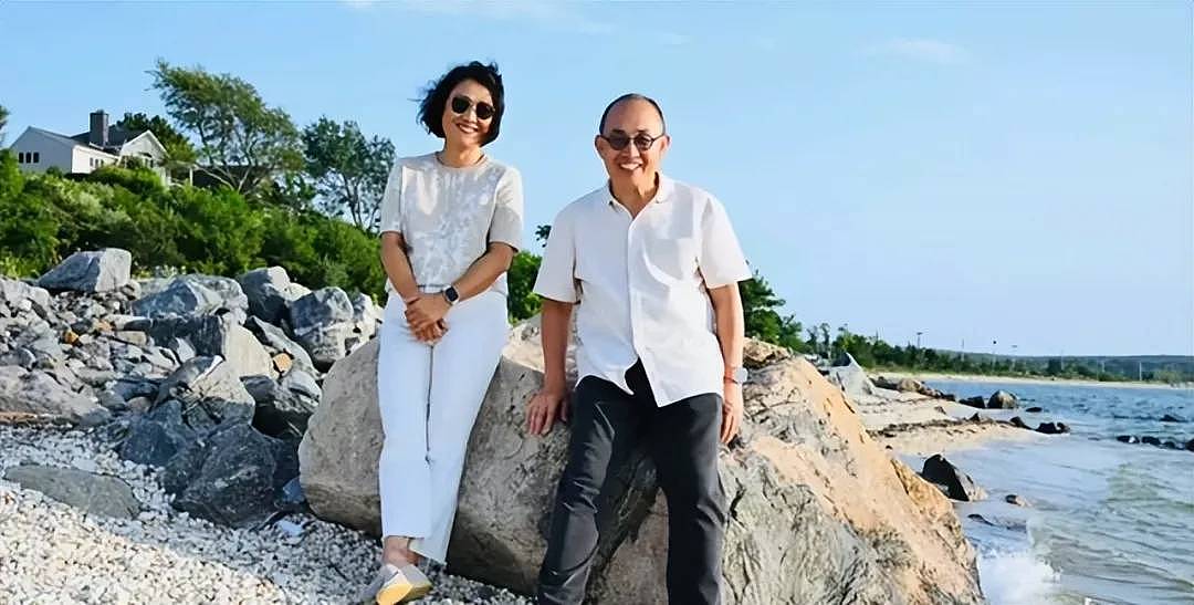 套走300亿后，潘石屹夫妇现身美国，满脸笑意（组图） - 3