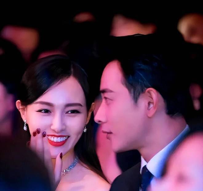 唐嫣罗晋分居被疑婚变:曾是圈中模范夫妻,也扛不住七年之痒?(组图) - 26