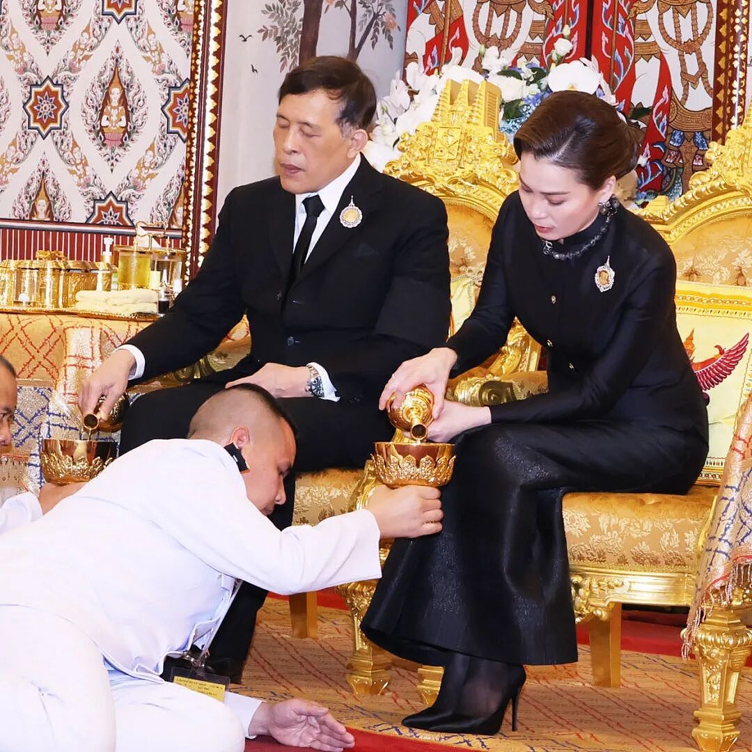 顶级富贵花与国王老公相爱相杀，出轨保镖，权势滔天，她这辈子太神了……（组图） - 3