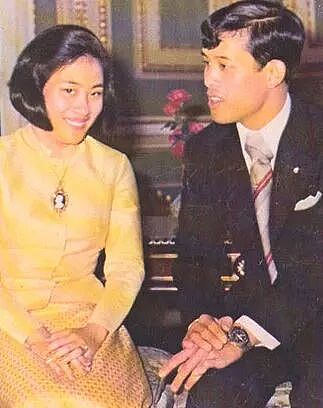 顶级富贵花与国王老公相爱相杀，出轨保镖，权势滔天，她这辈子太神了……（组图） - 40