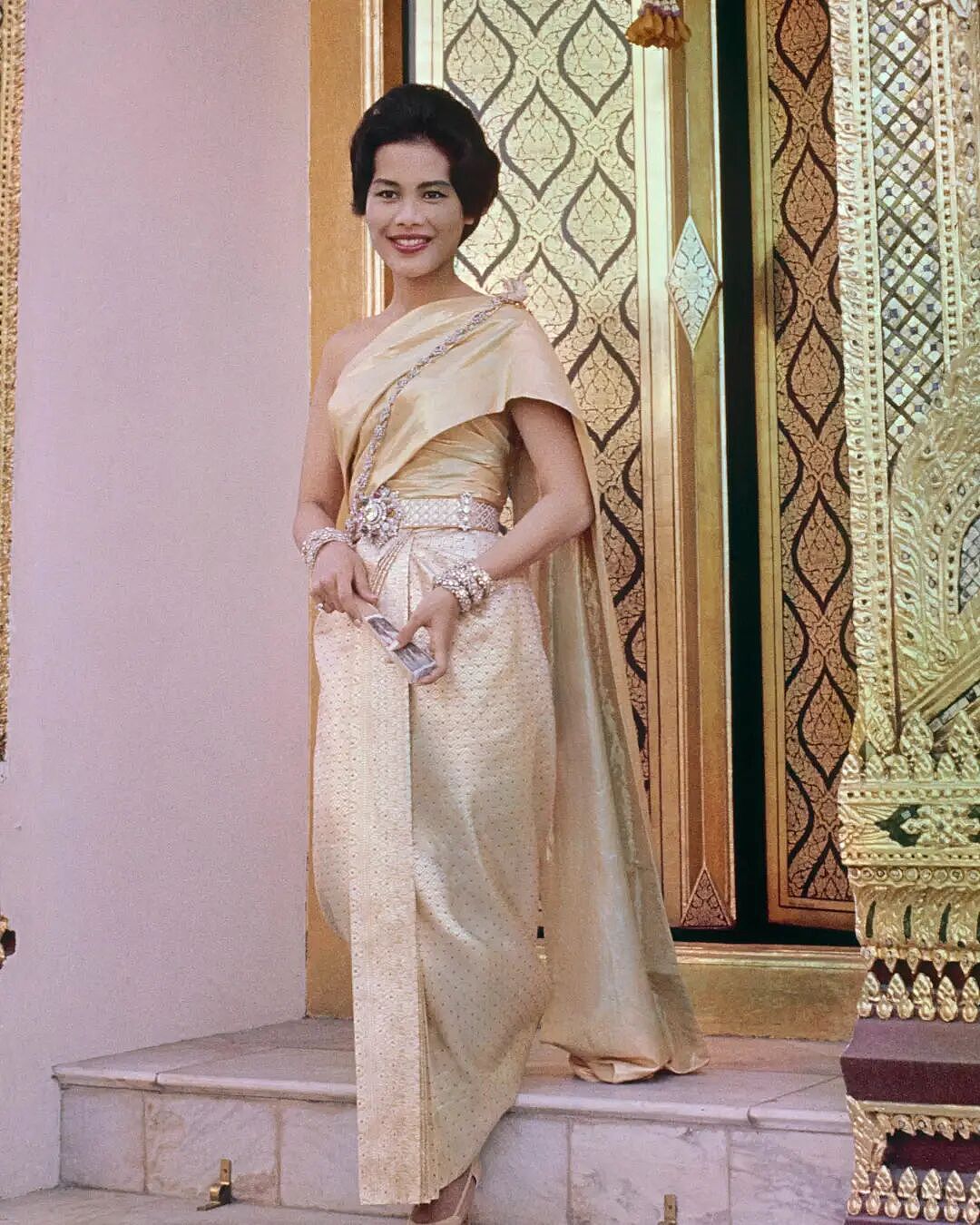 顶级富贵花与国王老公相爱相杀，出轨保镖，权势滔天，她这辈子太神了……（组图） - 17