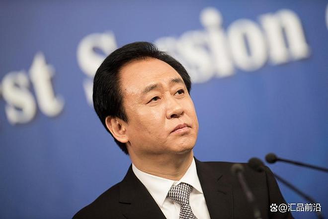 向太谈许家印:牌局用麻袋装现金,输掉上千万,迟早要破产(组图) - 2