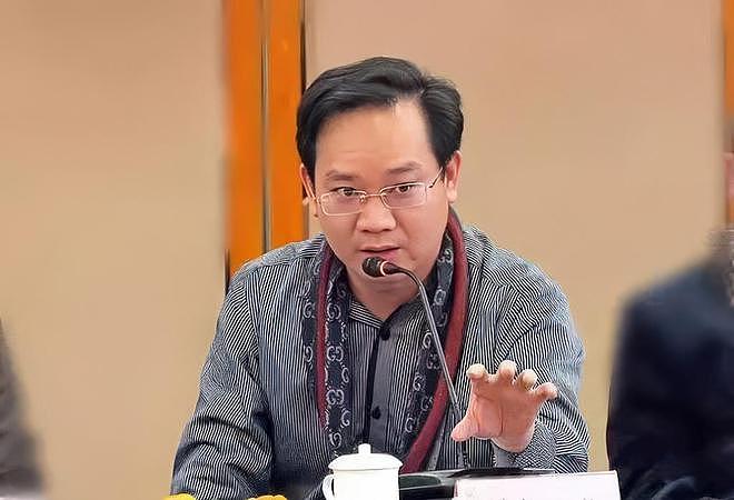 凤凰网一主编被控受贿：为国企催收8.97亿元收210万元（组图） - 1