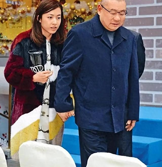 刘銮雄,为何死心塌地爱甘比这么多年?其实,答案俗套又露骨(组图) - 17