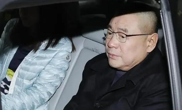 刘銮雄,为何死心塌地爱甘比这么多年?其实,答案俗套又露骨(组图) - 24