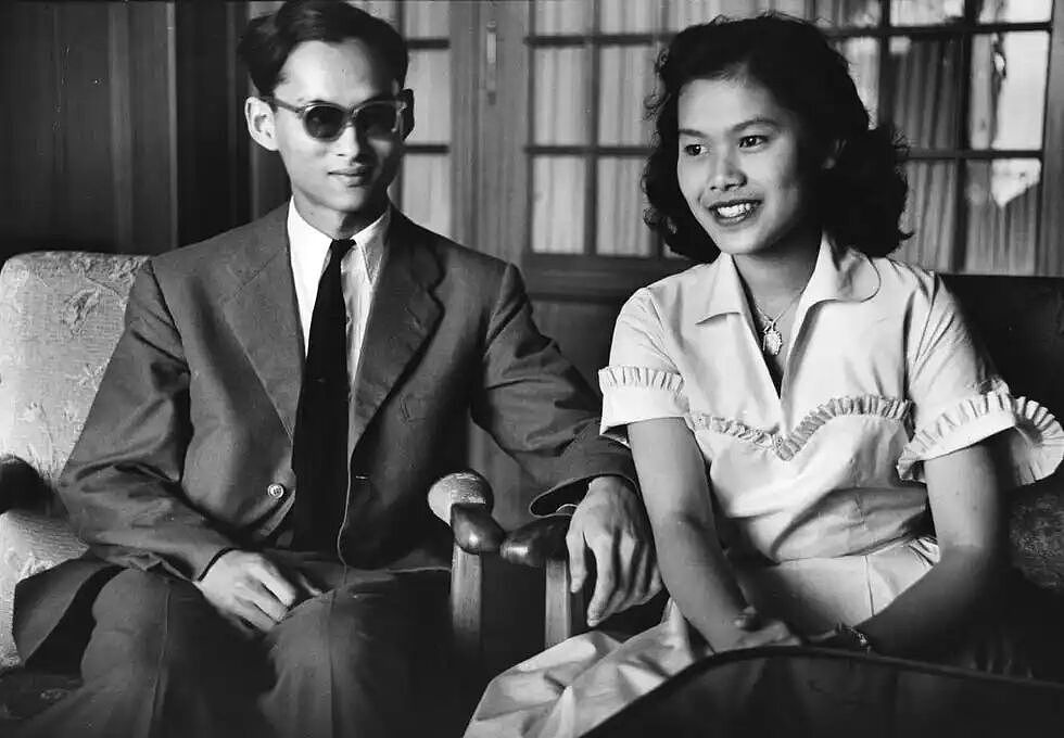 顶级富贵花与国王老公相爱相杀，出轨保镖，权势滔天，她这辈子太神了……（组图） - 5