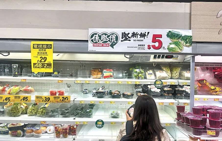 内地“穷鬼”超市,快被香港人搬空了(组图) - 22