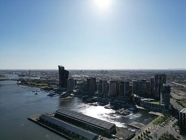 澳洲10位40岁以下最富有青年富豪揭晓 财富来源涉及AI、软件、网络游戏或加密货币 澳咨询人才短缺问题愈发突显（组图） - 2
