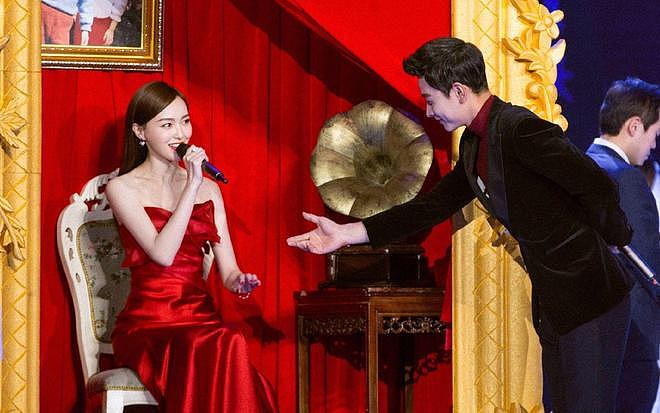 唐嫣罗晋分居被疑婚变:曾是圈中模范夫妻,也扛不住七年之痒?(组图) - 41