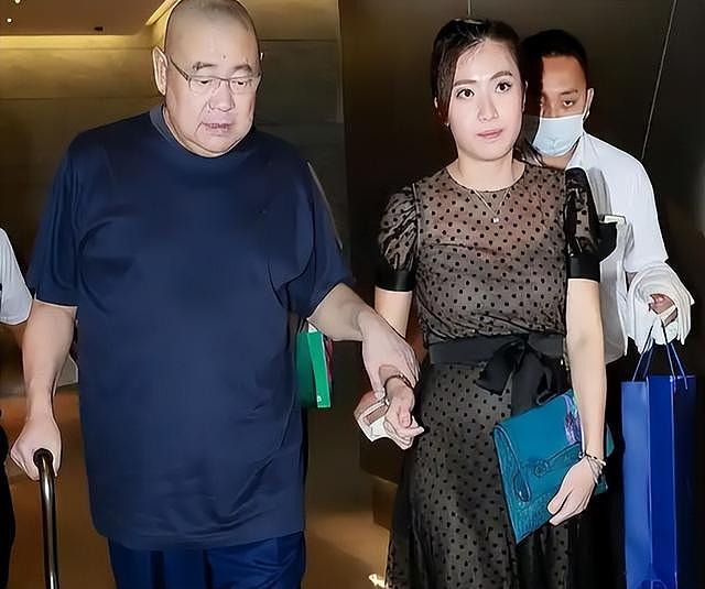 刘銮雄,为何死心塌地爱甘比这么多年?其实,答案俗套又露骨(组图) - 32