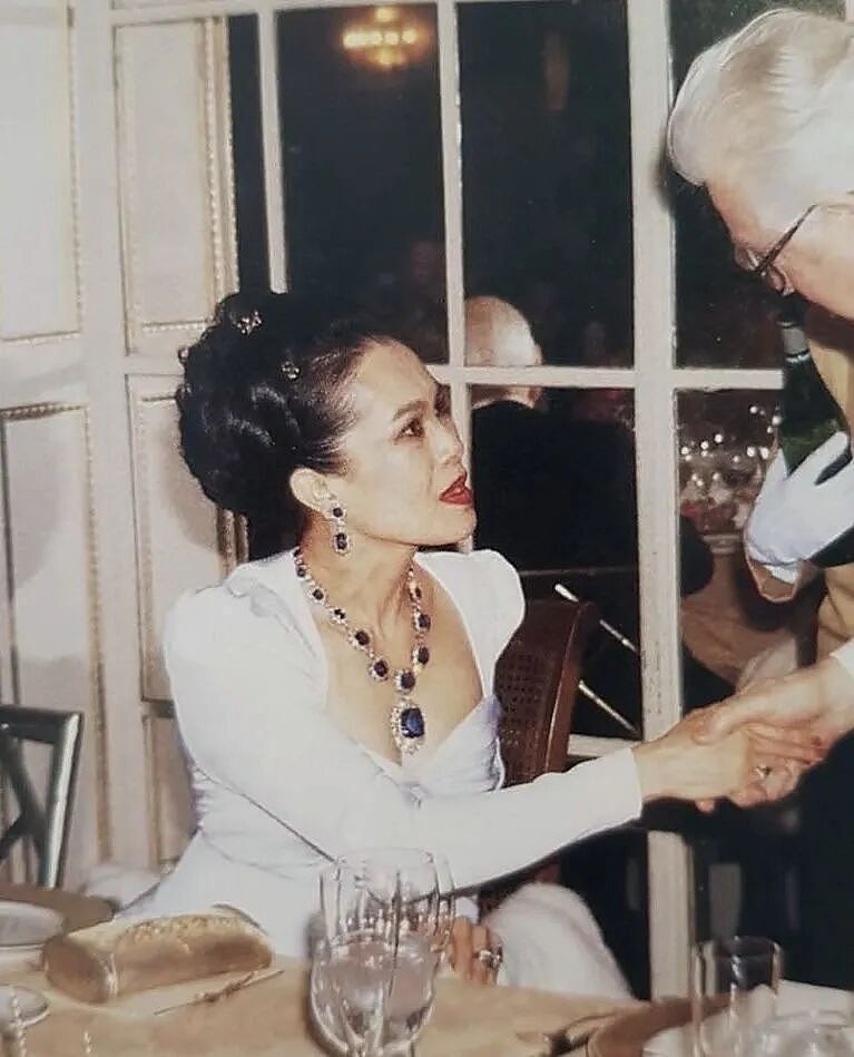 顶级富贵花与国王老公相爱相杀，出轨保镖，权势滔天，她这辈子太神了……（组图） - 22