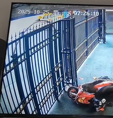 【爆笑】男朋友失联5天后突然被告知是去世了?一开始:心疼!看到最后:他应该是有老婆了...(组图) - 13